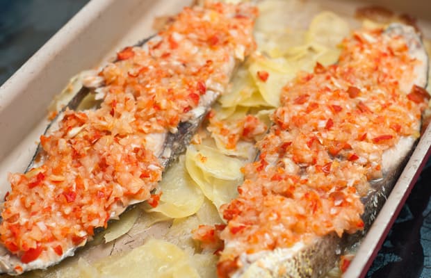 Pescado sudado al horno: receta dietética - Comedera - Recetas, tips y  consejos para comer mejor.