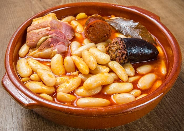 Fabada asturiana: receta tradicional paso a paso - Comedera - Recetas, tips  y consejos para comer mejor.
