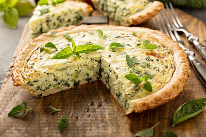 Quiche de espinacas fácil y saludable - Comedera - Recetas, tips y consejos  para comer mejor.