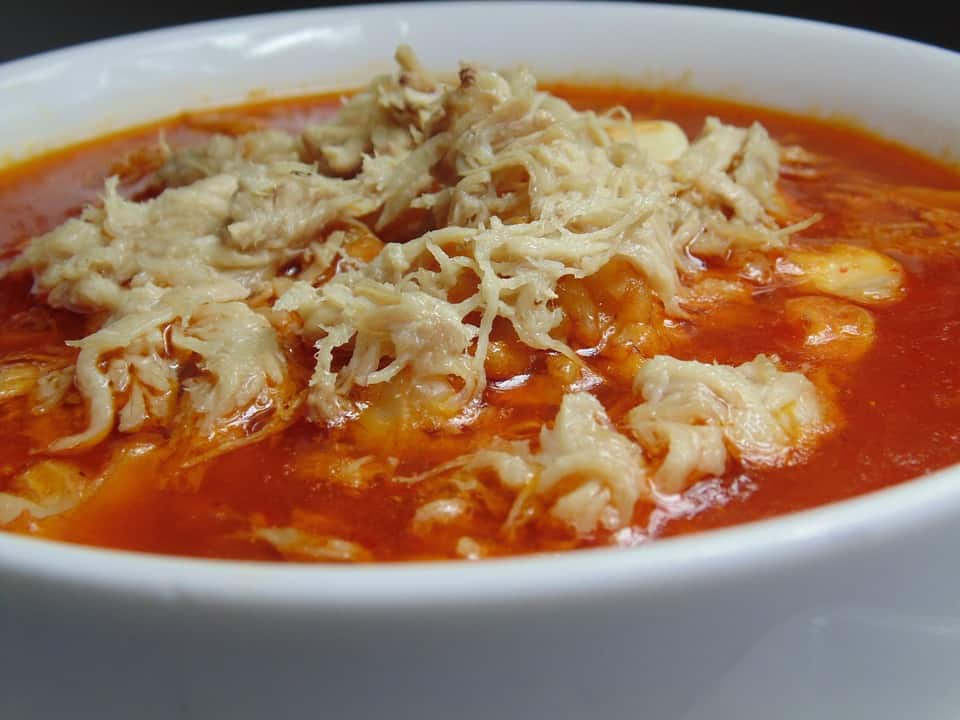 Pozole rojo - Receta tradicional mexicana - Comedera - Recetas, tips y  consejos para comer mejor.