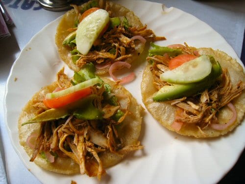 Salbutes, receta de cocina yucateca - Comedera - Recetas, tips y consejos  para comer mejor.