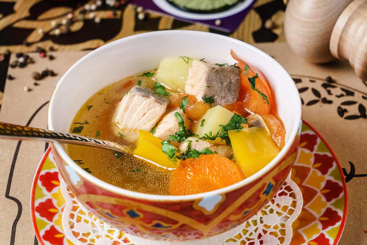 Sopa de pescado, receta casera - Comedera - Recetas, tips y consejos para  comer mejor.