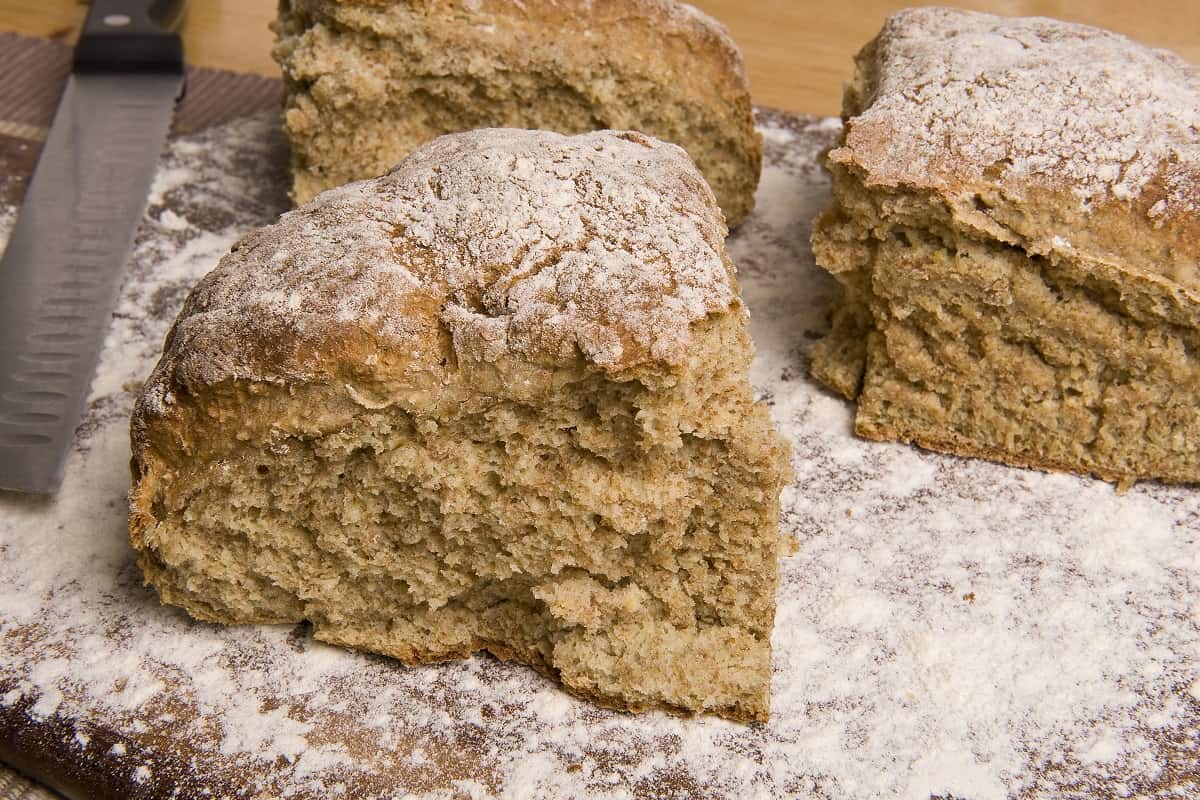 Receta de pan de soda irlandés - Comedera - Recetas, tips y consejos para  comer mejor.