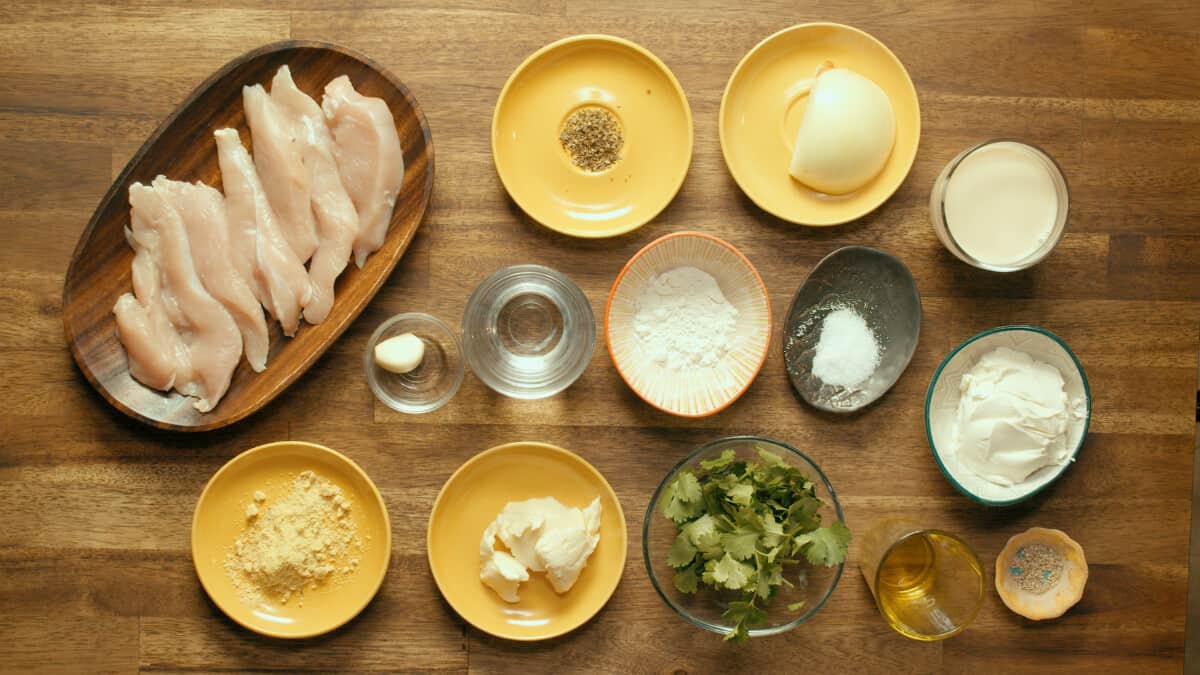 Pollo con crema de cilantro, receta paso a paso - Comedera - Recetas, tips  y consejos para comer mejor.
