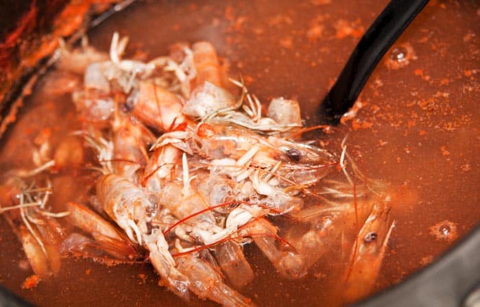 caldo de camaron o caldo de gambas