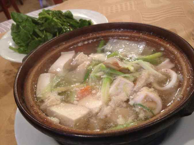 sopa de mariscos coreana