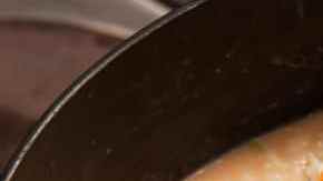 olla arroz con camarones