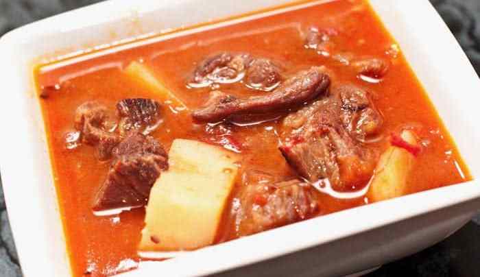 goulash receta hungara