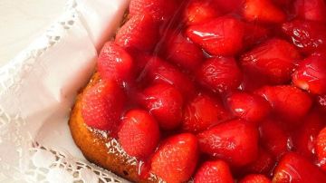 pastel de fresas con crema