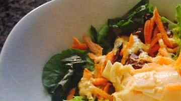 aderezo saludable de yogurt y curry