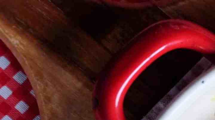 plato de espaguetis con salsa carbonara