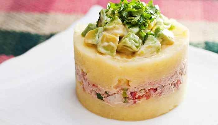 causa-rellena-de-atun