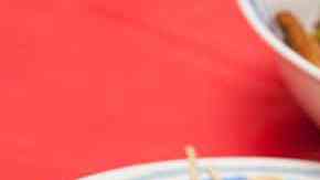 receta de tallarines chinos con verduras y hongos