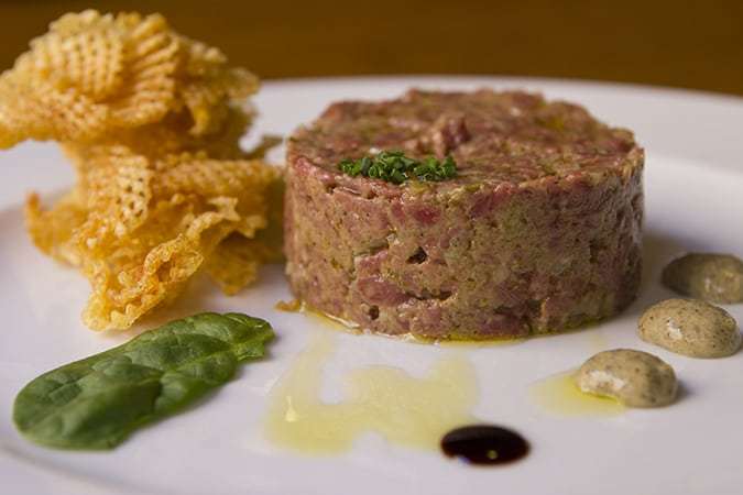 Steak tartar con mostaza de trufa_Muñagorri