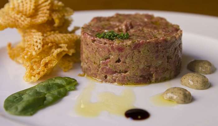 Steak tartar con mostaza de trufa_Muñagorri