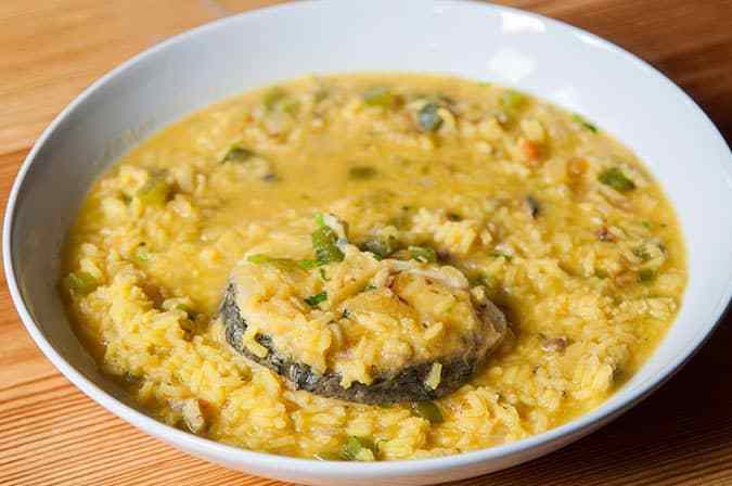 como hacer arroz caldoso de pescado