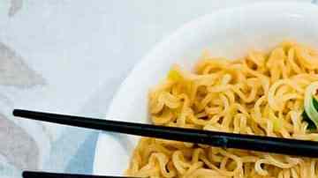 palillos chinos comida china