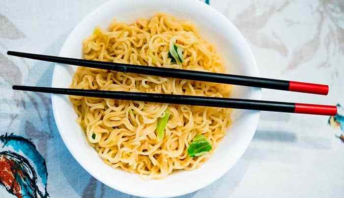 palillos chinos comida china