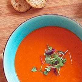 como hacer sopa de tomate casera