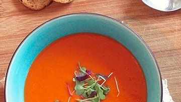 como hacer sopa de tomate casera