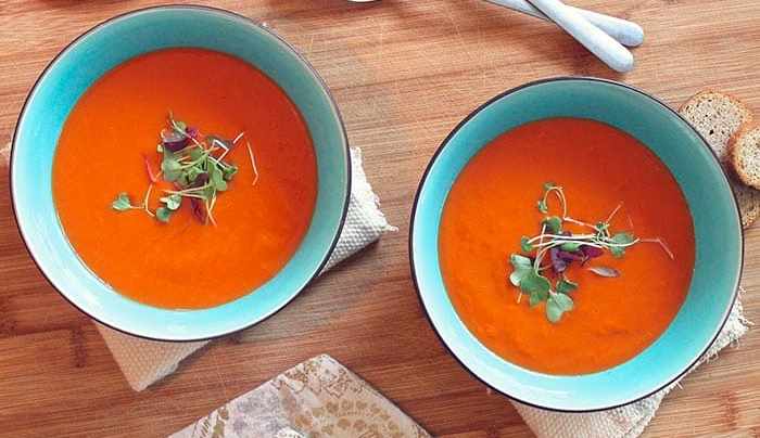 como hacer sopa de tomate casera
