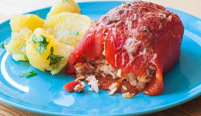 pimientos rellenos de carne picada