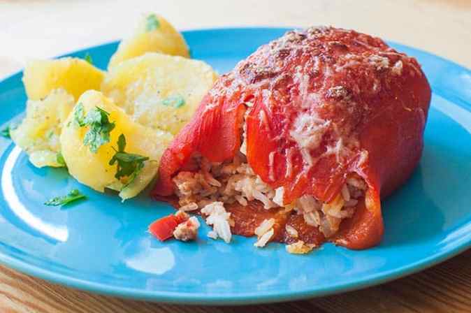 pimientos rellenos de carne picada