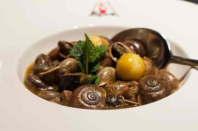 caracoles murcianos el caldero