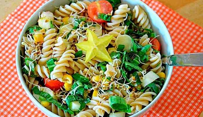 ensalada de pasta con atun