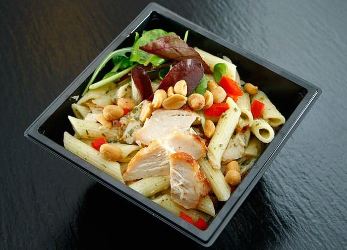 ensalada de pasta con pollo