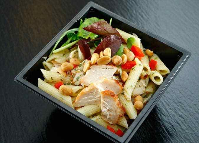 ensalada de pasta con pollo