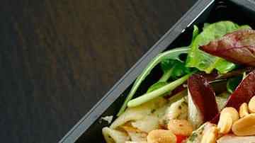 ensalada de pasta con pollo