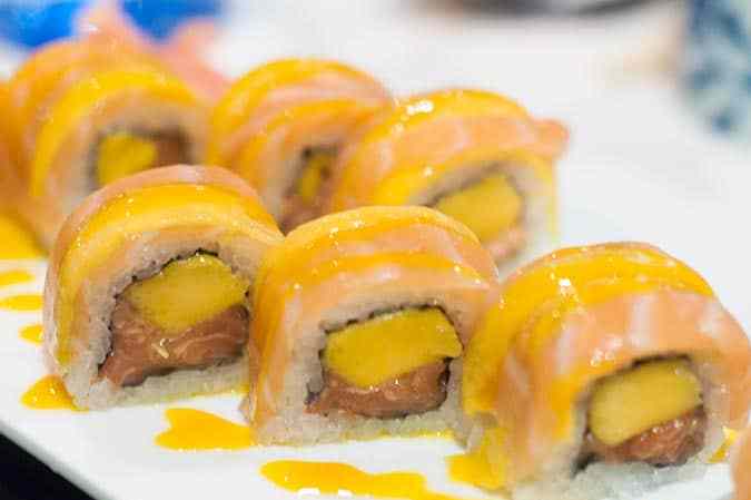 sushi roll restaurante mr vu