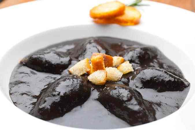 calamares en su tinta