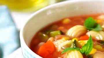 sopa minestrone