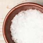 sartén con papas al horno