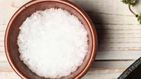 sartén con papas al horno