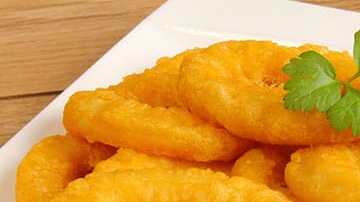 Calamares a la romana rebozados en harina