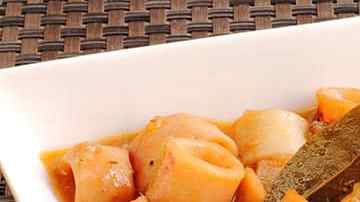 calamares en salsa americana de tomate