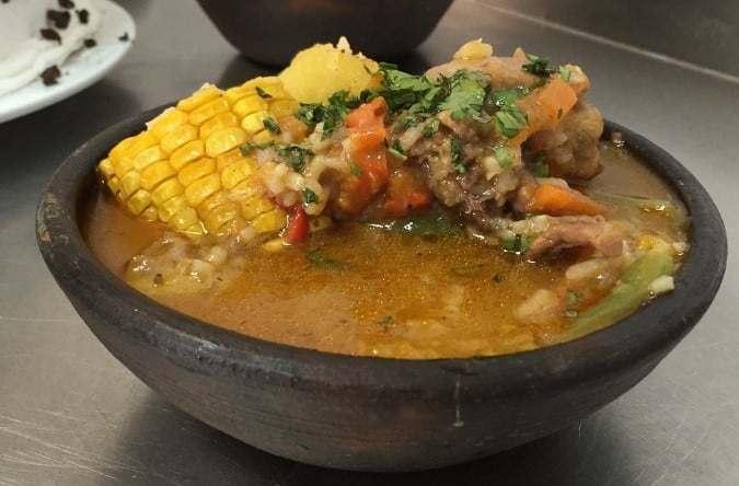 mole de olla mexicano