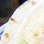 tacos gobernador mexicanos con aguacate, camarones y limon