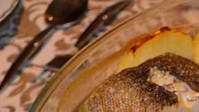 bandeja con bacalao a la portuguesa