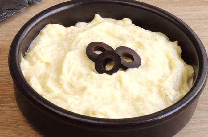 cazuela con brandada de bacalao