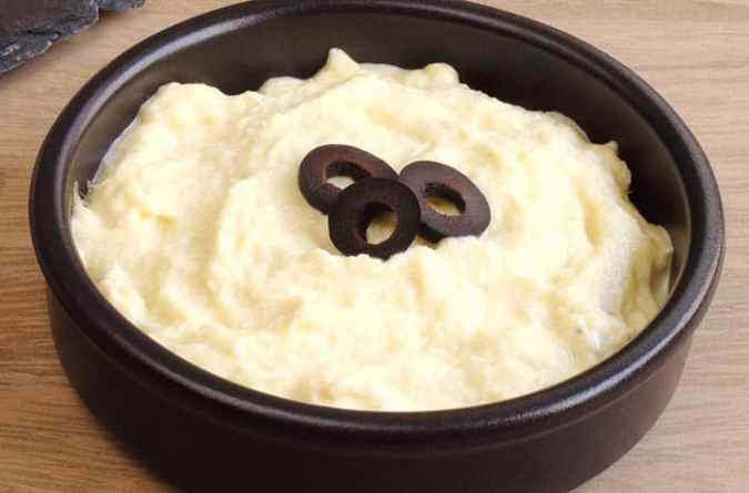 cazuela con brandada de bacalao