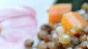 plato de lentejas con verduras