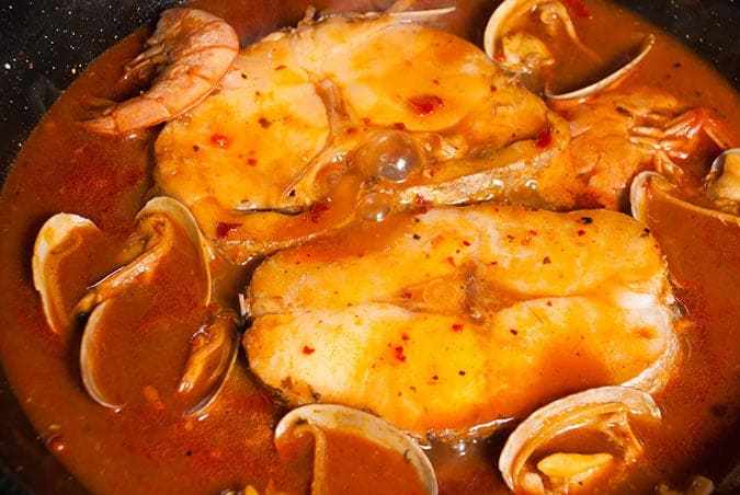 merluza a la cazuela