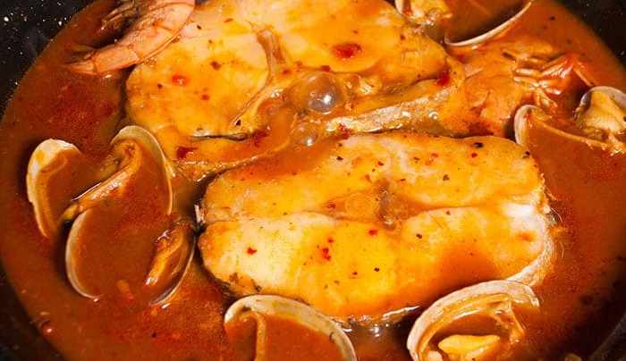 merluza a la cazuela