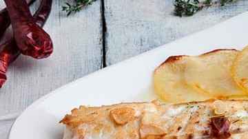 plato con merluza al horno