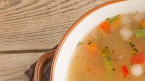 plato de sopa juliana