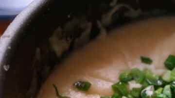 plato con vichysoisse listo para comer